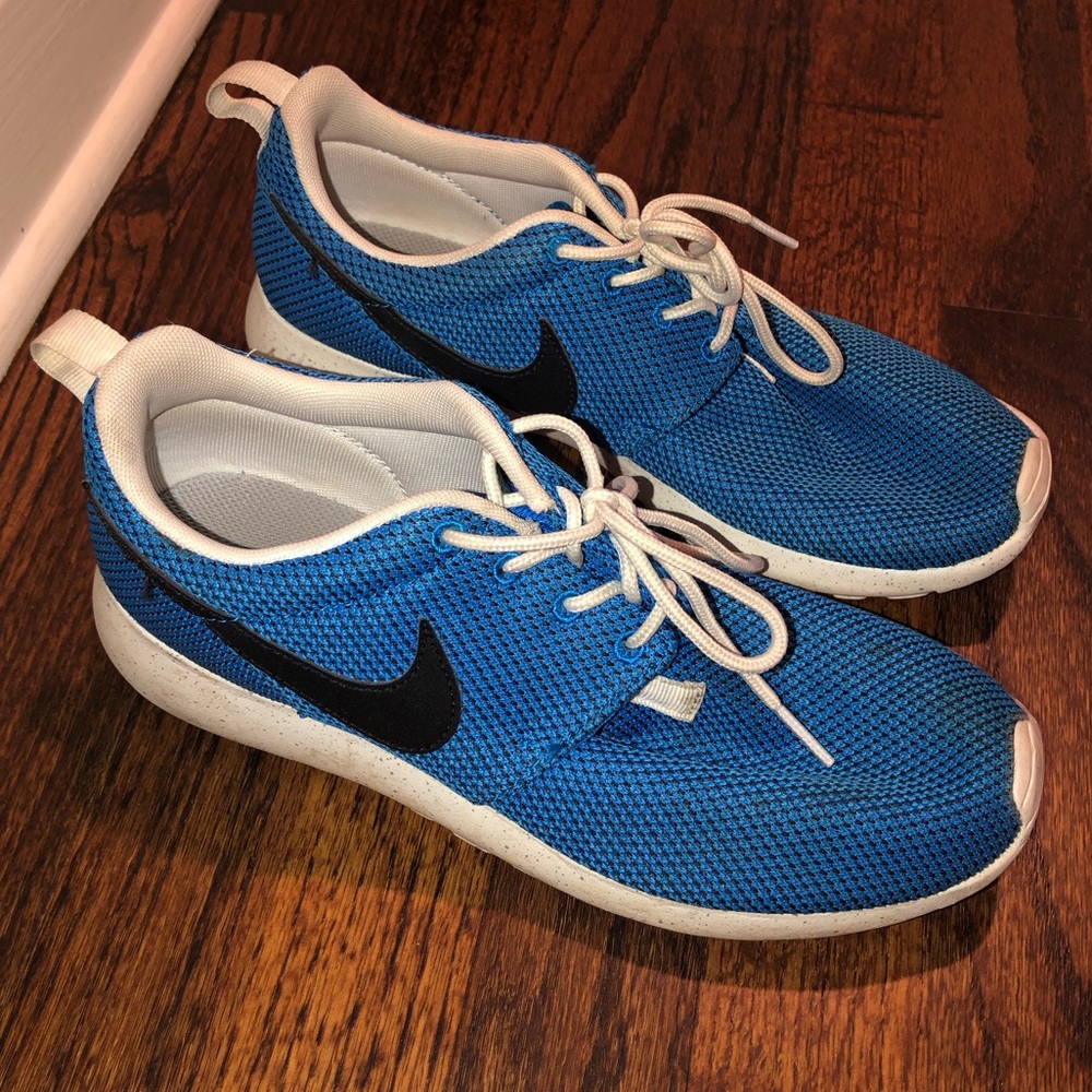 Nike Roshes